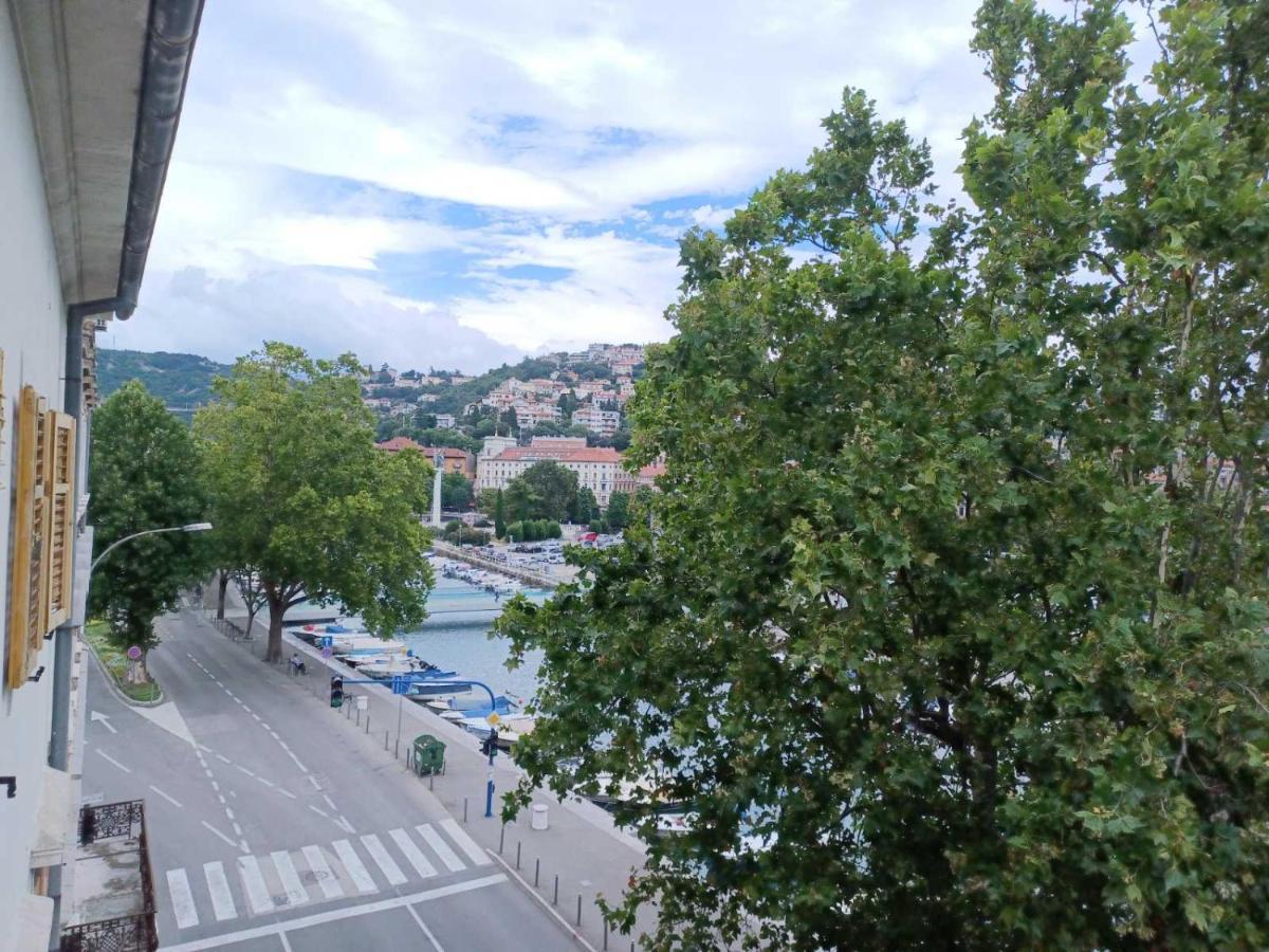 In The Centar Of Rijeka Lejlighed Eksteriør billede